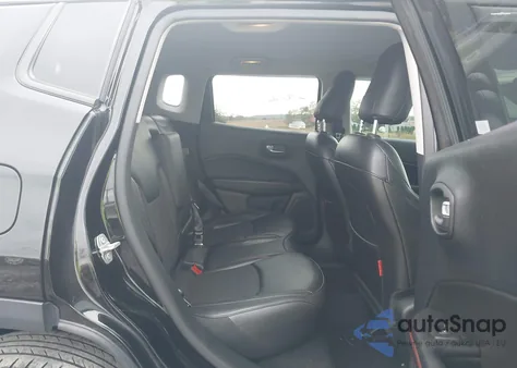 2020 Jeep Compass Trailhawk 4X4 z USA, uszkodzony, nr VIN 3C4NJDDB2LT170387